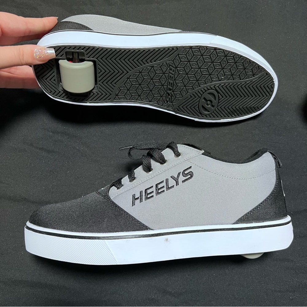 Men heelys